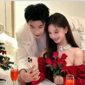 相伴一生渡红尘 (伴奏)