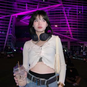 ก็อยากทักไป (feat. N0e1) (Explicit)