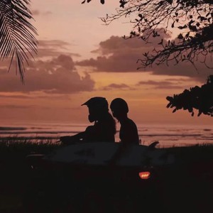 爱就一个字 (Live)