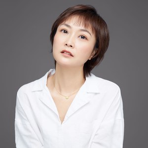 将生命高高托起