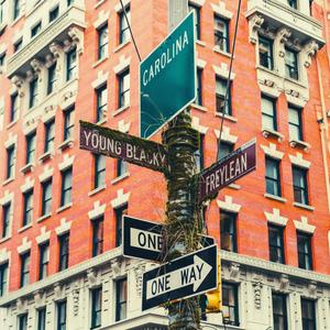 CAROLINA (feat. Freylean) (Explicit)