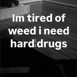 HaRdErDrUgZ (feat. luhkkeno) (Explicit)