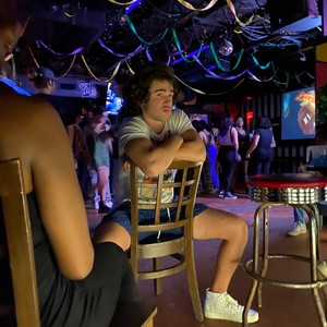 Vibe In The Room (feat. Justjocin & Dexterly) (Explicit)