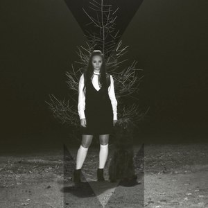 Kuolleen naisen maalauksia