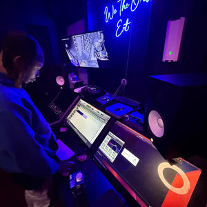 Hard Times (feat. 2ritxh) (Explicit)