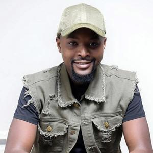 Bola Kusache Live Mikozi Live (Explicit)