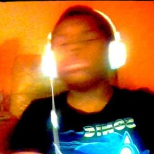 Pillow (feat. savayeye)