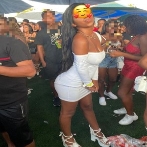 Teu Pescoço Sento Gostoso (Explicit)