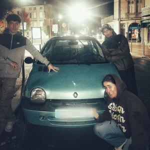 un peu de miel #2 (La Twingo) (feat. Hakim Jr. & Sheeky) (Explicit)