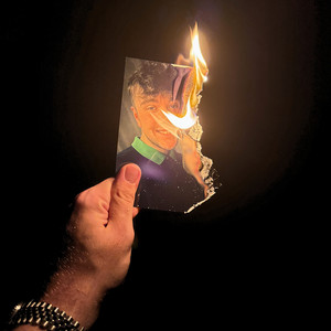 tauche in die past ein