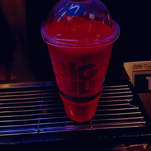 Hollow cup (feat. Honeyberrydrip) (Explicit)