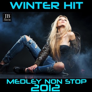 Winter Hit 2012 Medley: Ai Se Eu Te Pego / Set Fire to the Rain / Man Down / Anger Never Dies / Someone Like You / A Thousand Years / Papi / Paradise / Moves Like Jagger / Il Più Grande Spettacolo Dopo Il Big Bang / Party Rock Anthem / Vedo Nero / With Ur