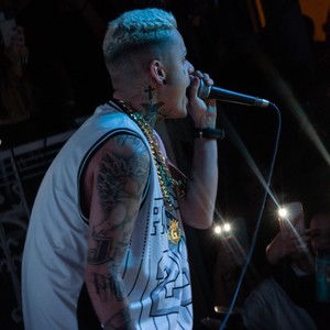 FAZ BIQUINHO PEDINDO PIRU(feat. DJ Vitin MPC & Mc Cyclope) (Explicit)