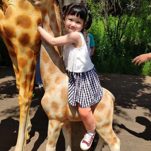 吴敬虔 - 女儿奴