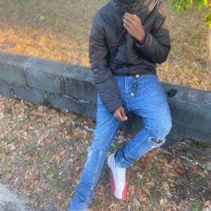 Off The List (feat. FinessegangTez) (Explicit)