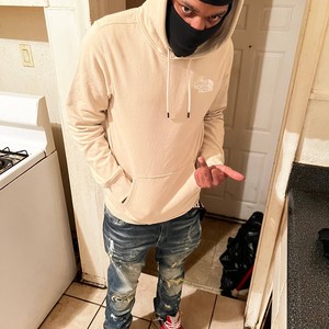 Dont go (feat. Rlsg B Smith) (Explicit)