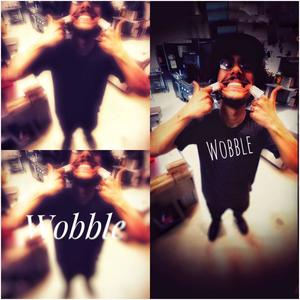 Wobble (feat. 717Diciembre) (Explicit)