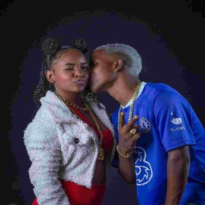 UM PRETO (Live|Explicit)