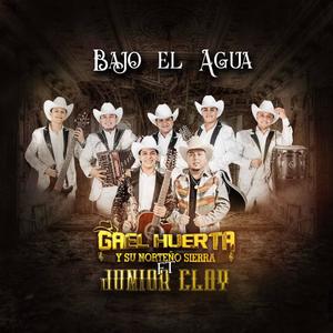 Bajo El Agua (feat. Junior Clay)