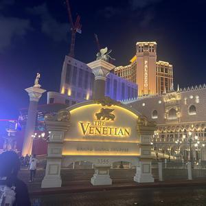 Who Pimp Tha Hardest ? (Explicit)