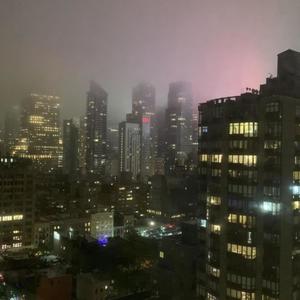 Saks (feat. Izaiiah)