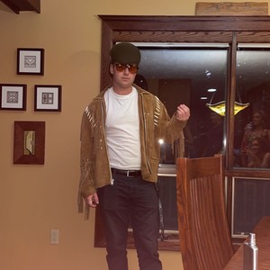 Legacy(feat. Sam Cronin) (Explicit)