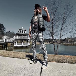 FLOOR!(feat. Trippy Kel) (Explicit)