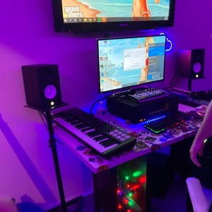 Wayback(feat. Huncho.Vuitton)