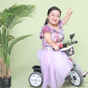 努力的我 (伴奏)