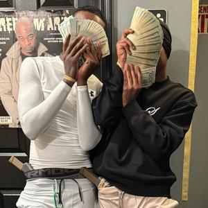 BATMAN & ROBIN (feat. 2Hard2Trace) (Explicit)