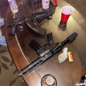 Running Back (feat. Dee Ro) (Explicit)