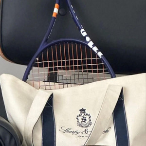 Different Color Fashion (Explicit)