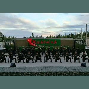 《大嗓门的班长》