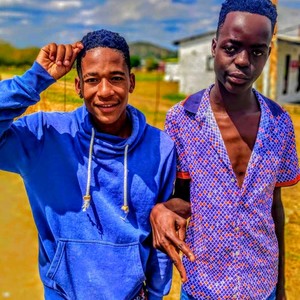 Mosha(feat. Younq Dee, Huncho & Izzy Kay)