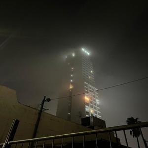 uma caixa (feat. 1MillionU$D) (Explicit)