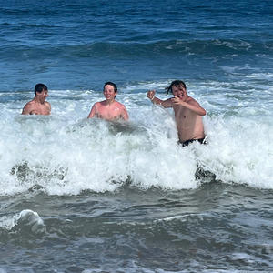 Talk Bout No Pain (feat. Lil YeezyFan) (Explicit)