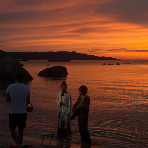 STASERA NON USCIAMO (Registrata al mare)