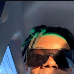 contagious (feat. glo) (Explicit)