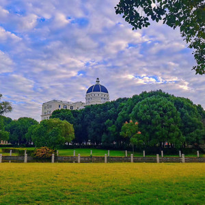 念 (谨将此歌献给上海外国语大学2021届全体毕业生)