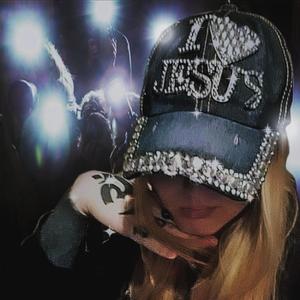 fashion show(feat. Nurplee) (Explicit)