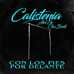 Con los pies por delante