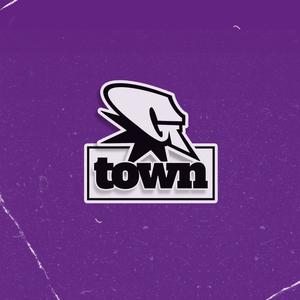 G TOWN (feat. MERED) [Explicit]