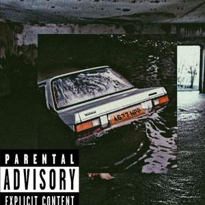 3 gold teeth (Explicit)