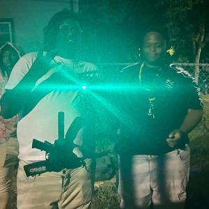 Fanned out (feat. Mack Loww) (Explicit)