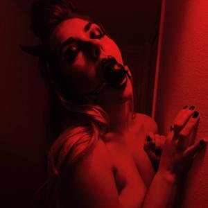 Can't Stay Here (feat. 2LM) (feat. 2livemafia)