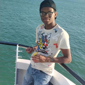 Off my mind (feat. Unguyd3d) (Explicit)