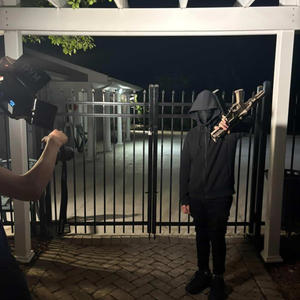 C4MadeIt - I Know She Lyin' (feat. Roz DTM) (Explicit)