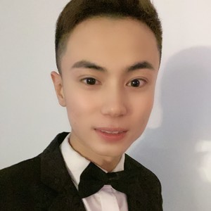 曾爱过的人已不再我身边