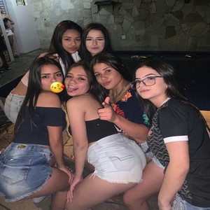 BATE A BUCETINHA VS TOMA PAL