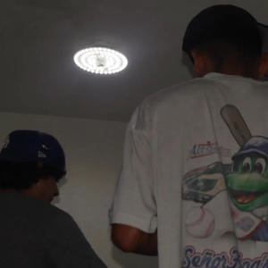 Bajar los niveles (feat. tempered side) (Explicit)